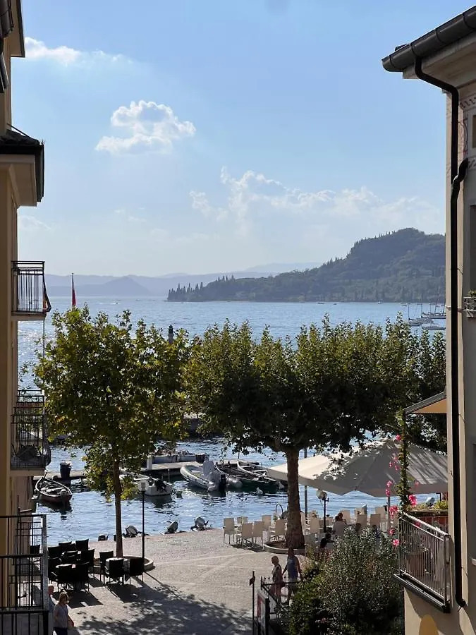 Welcome Traveller Charming Eva Apartment Garda